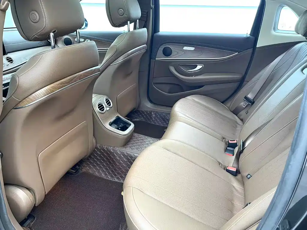Mercedes-Benz E-Class New Energy — миниатюра 6