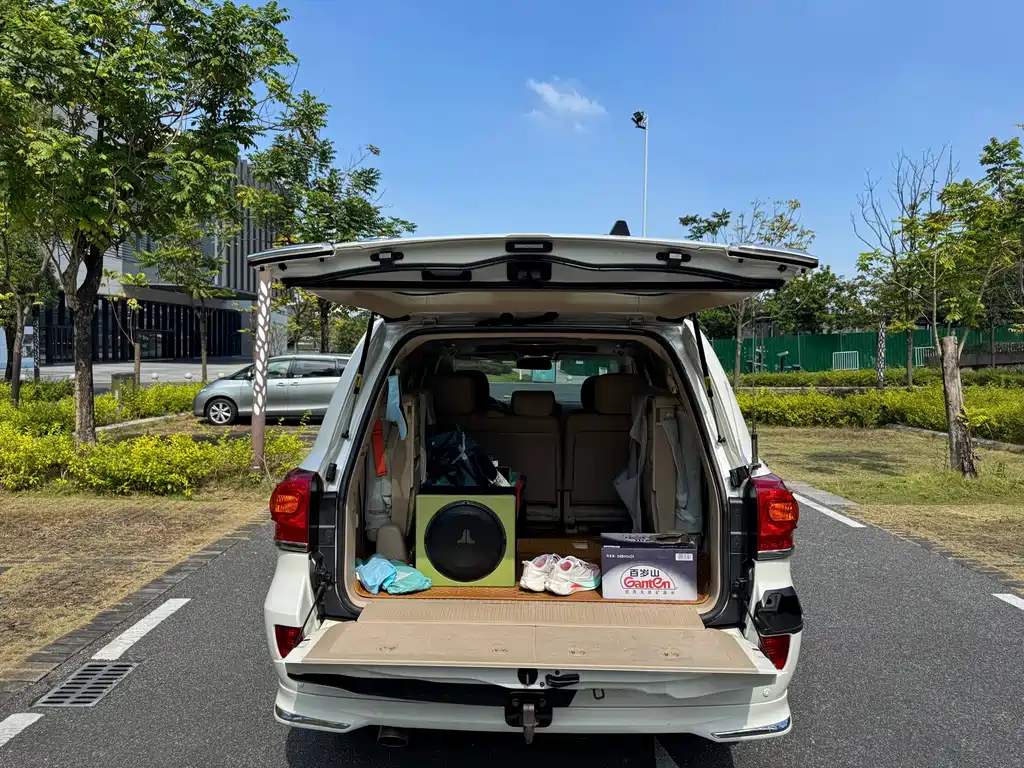Toyota Land Cruiser — миниатюра 27