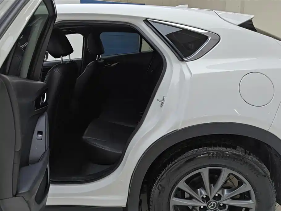 MAZDA CX 4