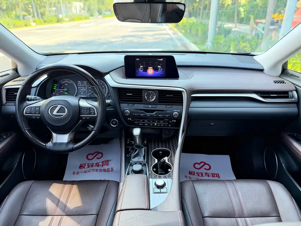 Lexus RX — миниатюра 6
