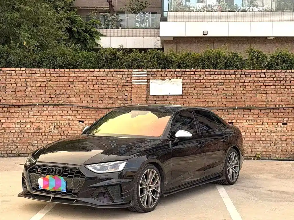 Audi S4