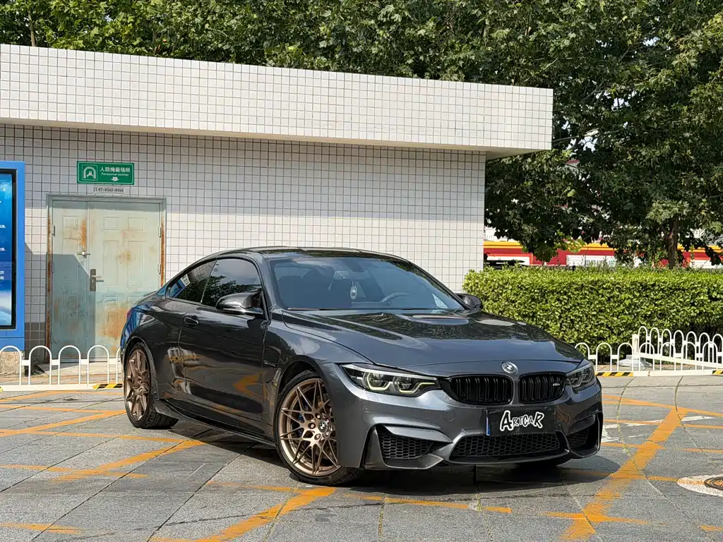 BMW M4