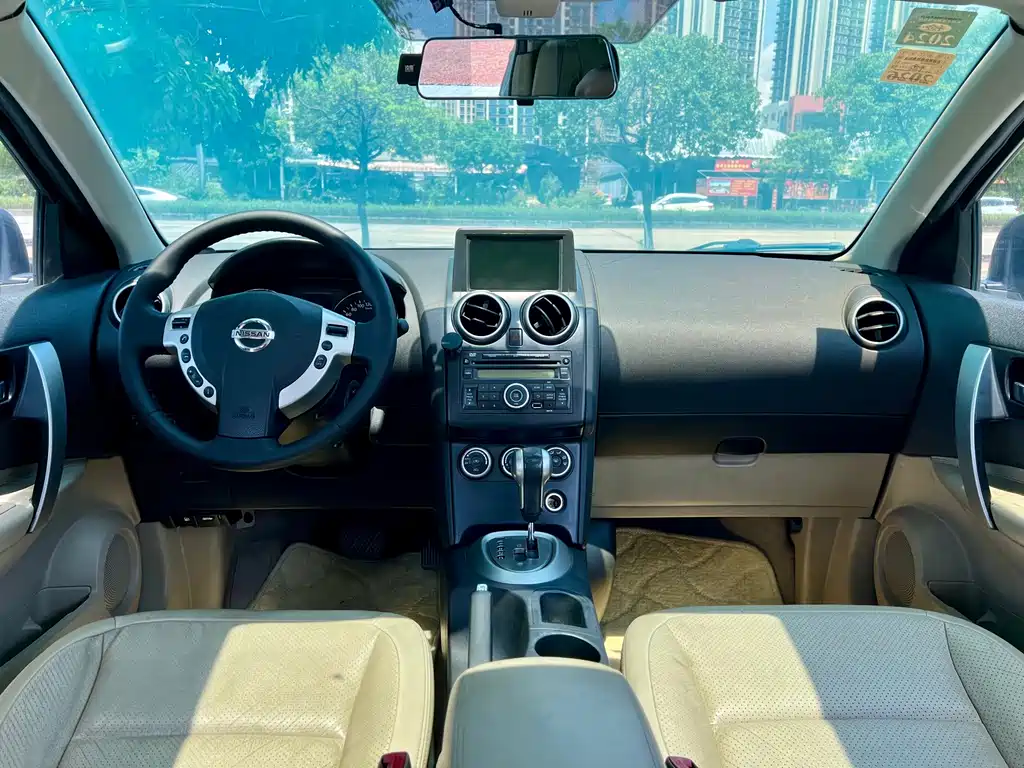 Nissan Qashqai — миниатюра 5