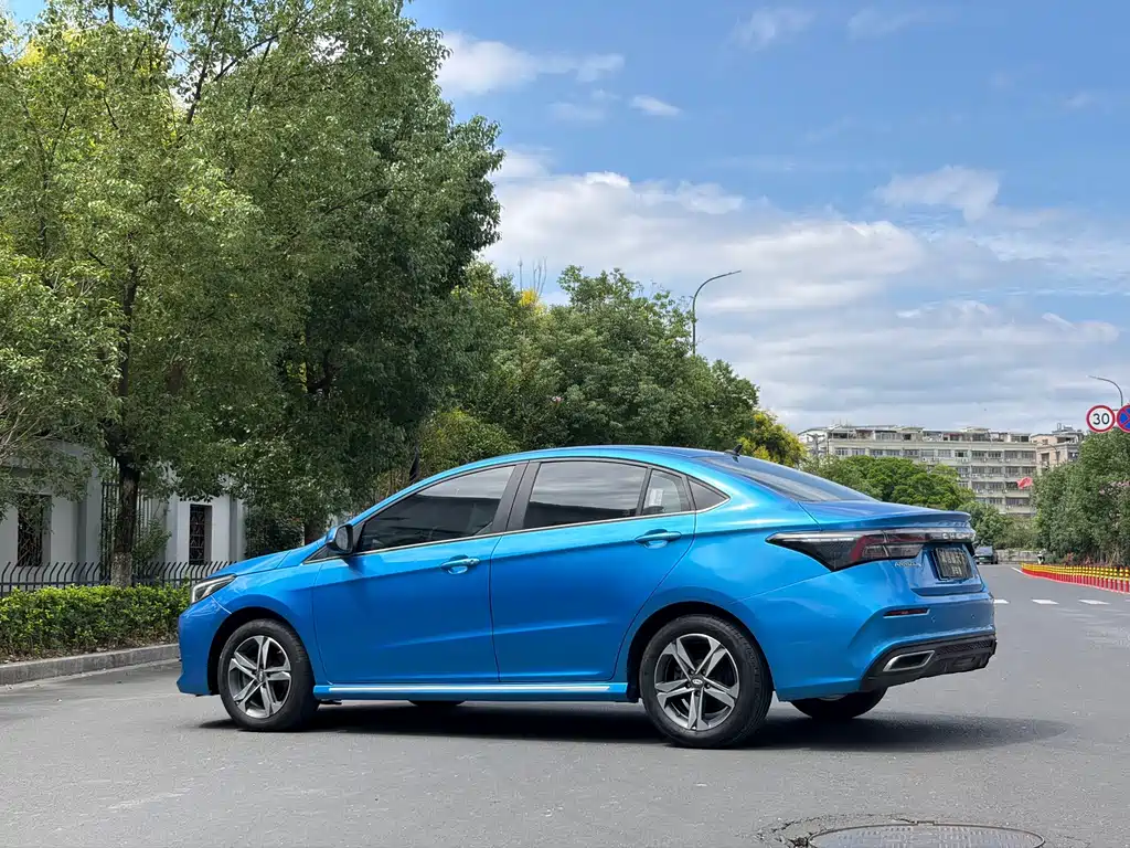 Chery Arrizo 5 PLUS — миниатюра 9