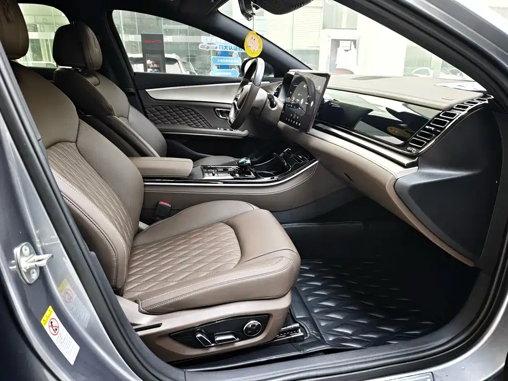 BYD Han — миниатюра 6