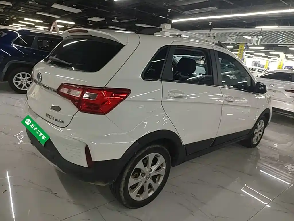 BAIC New Energy EC5 — миниатюра 7