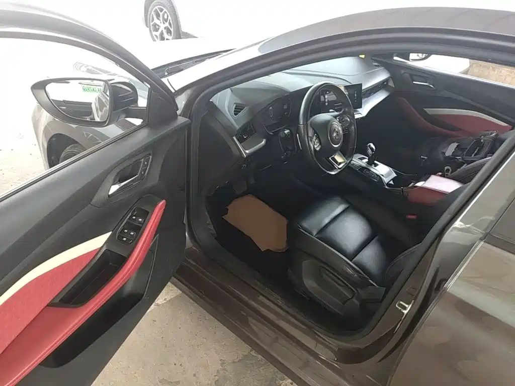 MG MG5 — миниатюра 16