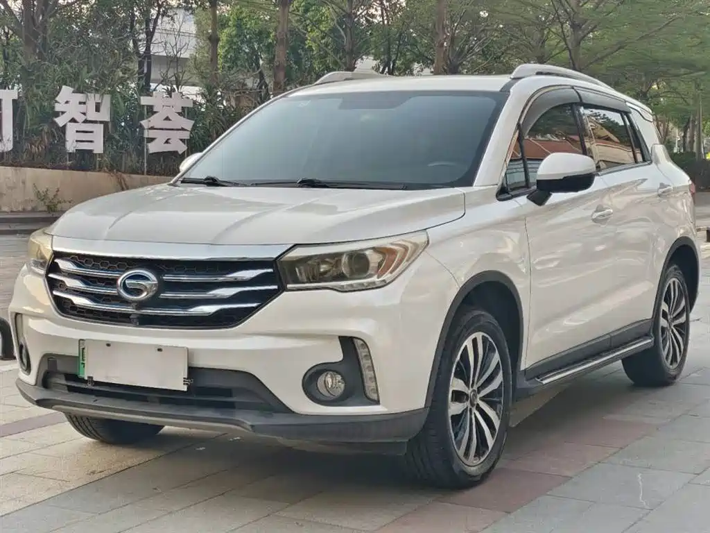 GAC TRUMPCHI GS4 NEW ENERGY