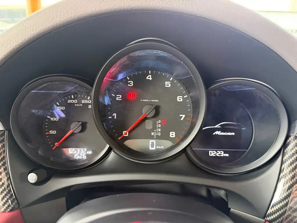 Porsche Macan — миниатюра 18