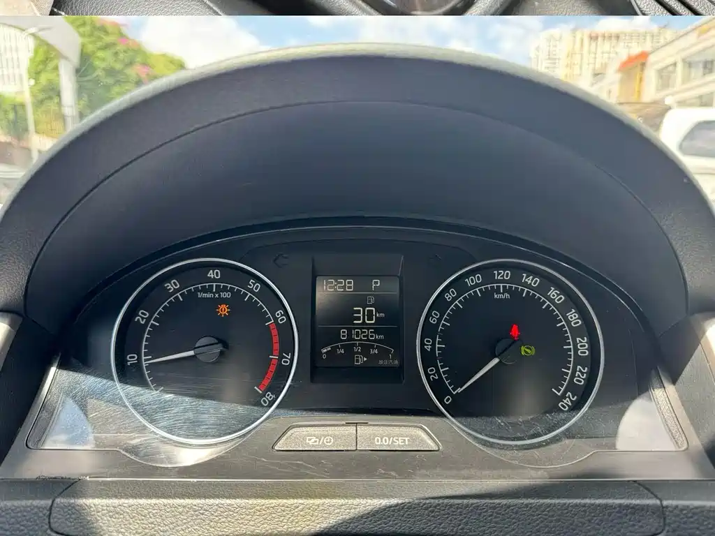 Skoda Rapid Spaceback — миниатюра 9