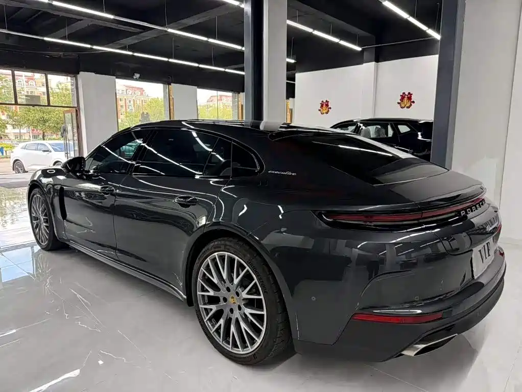 Porsche Panamera — миниатюра 6