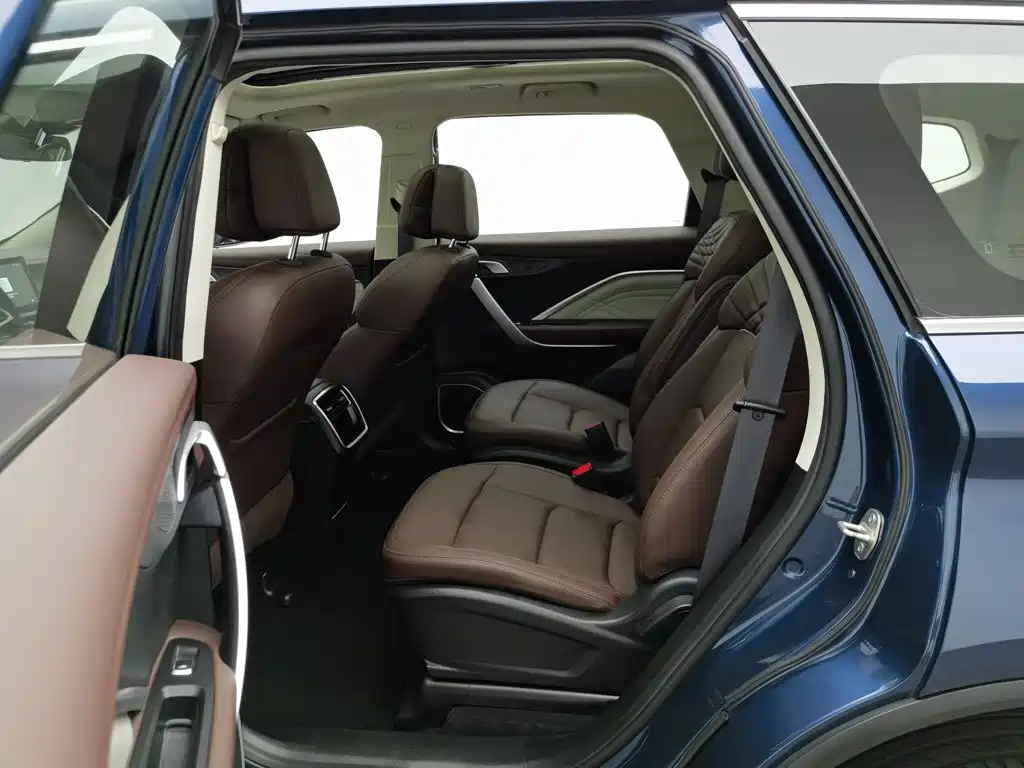 Geely Jia Ji New Energy — миниатюра 15