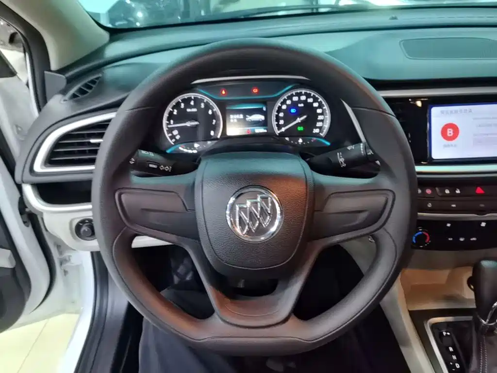 Buick Excelle — миниатюра 11