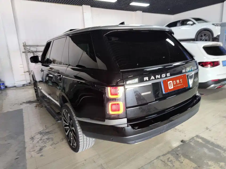 Land Rover Range Rover — миниатюра 9