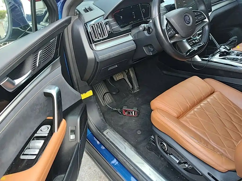 BYD Tang New Energy — миниатюра 16