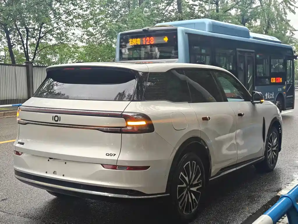 Changan Q07 2025 215 Flagship PLUS