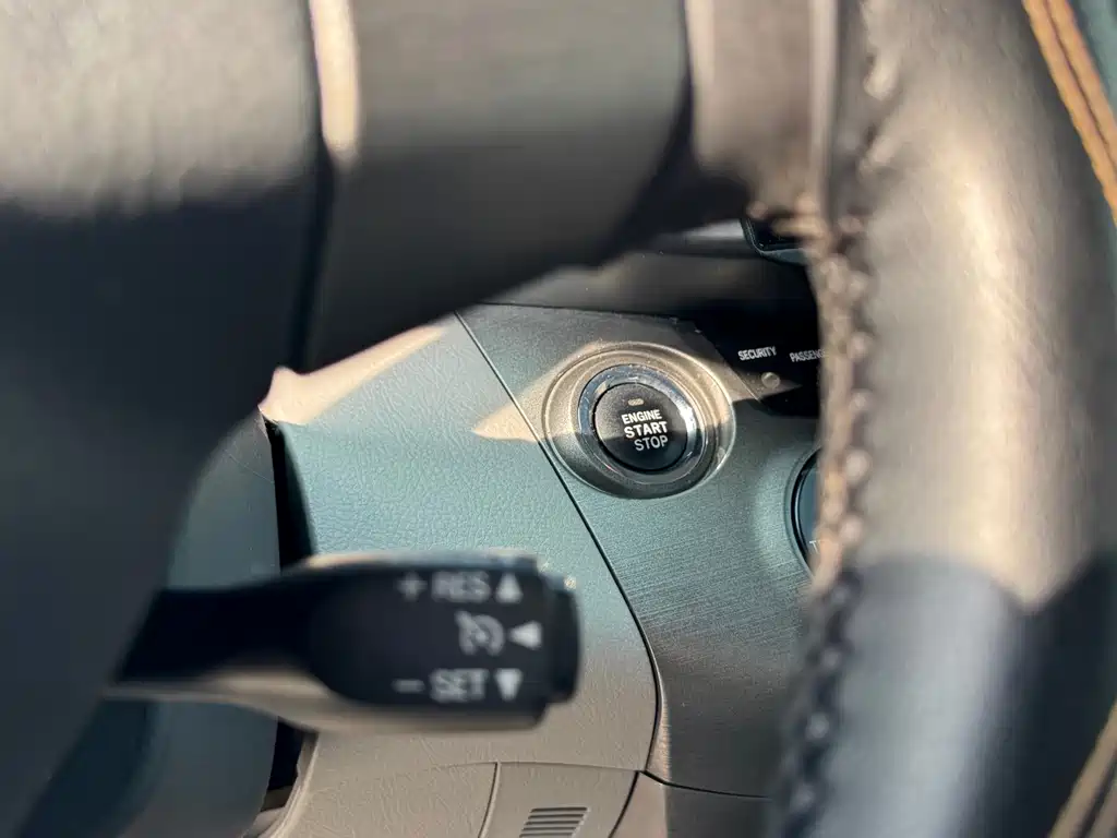Toyota RAV4 — миниатюра 15