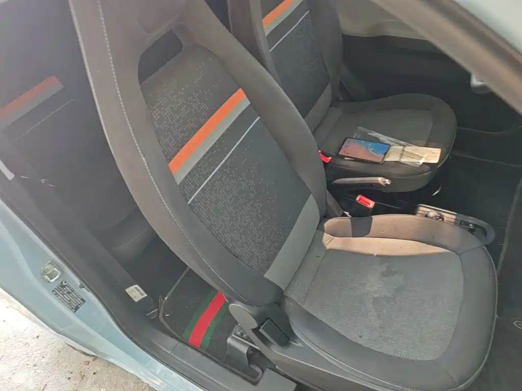 Wuling MINIEV — миниатюра 25