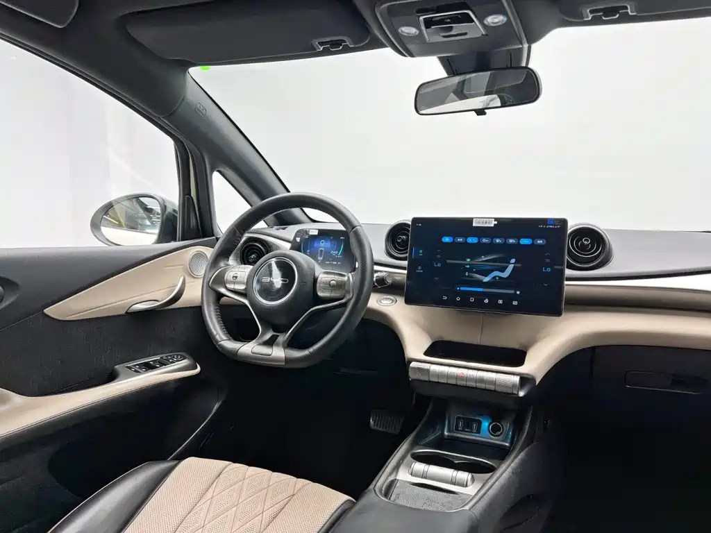 BYD Dolphin — миниатюра 22