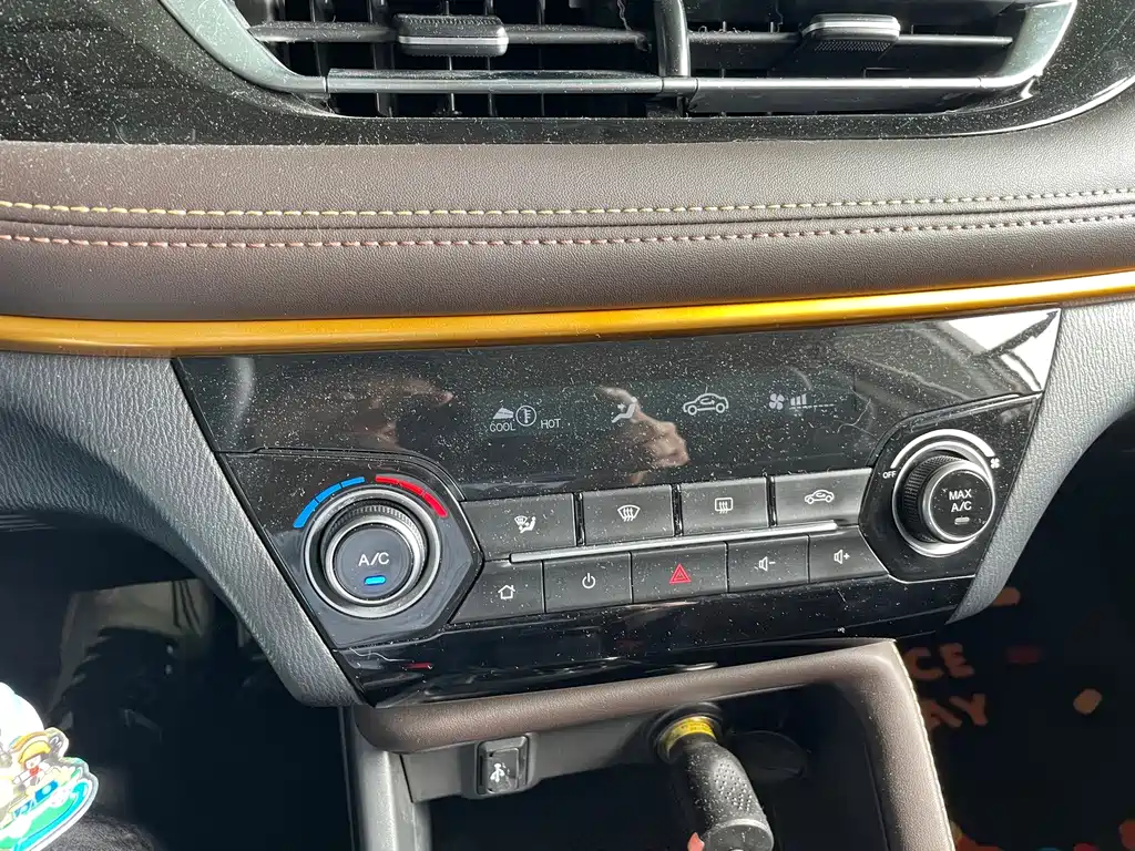 Changan Eado DT — миниатюра 18