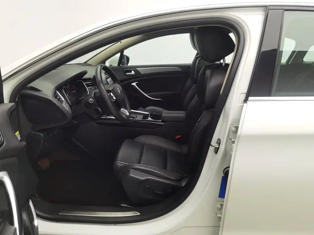 Citroen C5 — миниатюра 10