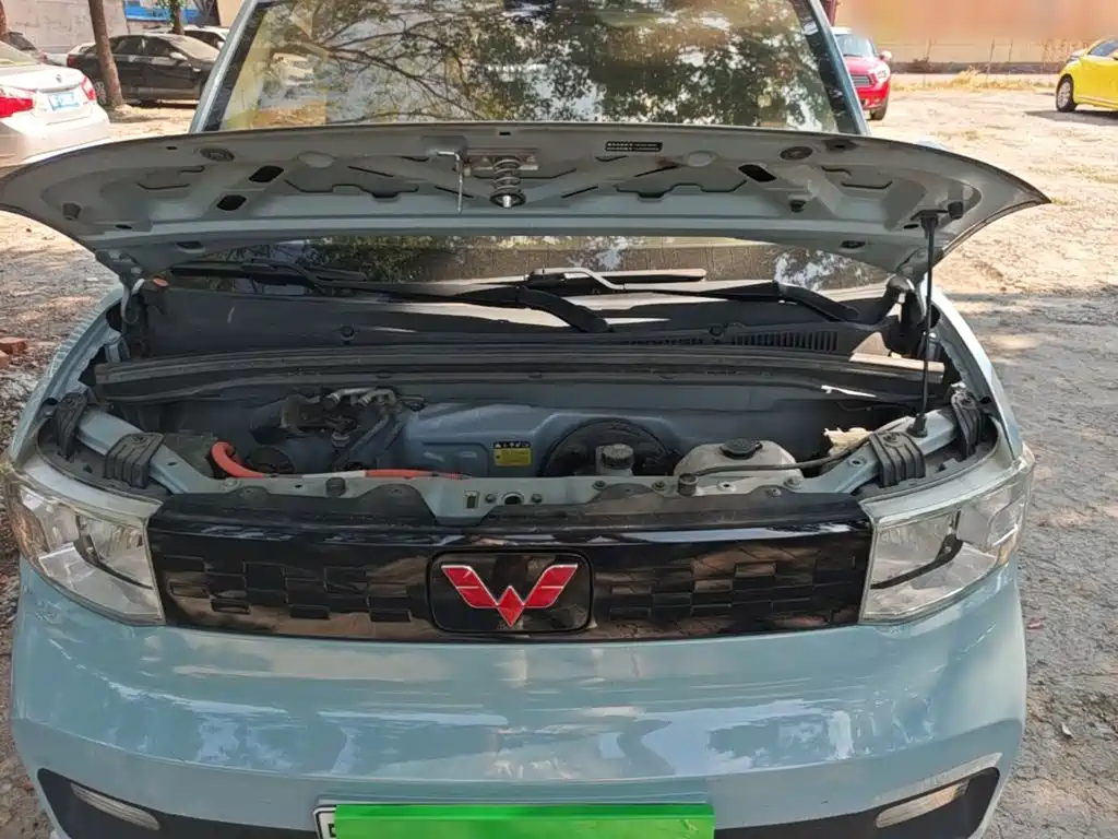 Wuling MINIEV — миниатюра 20