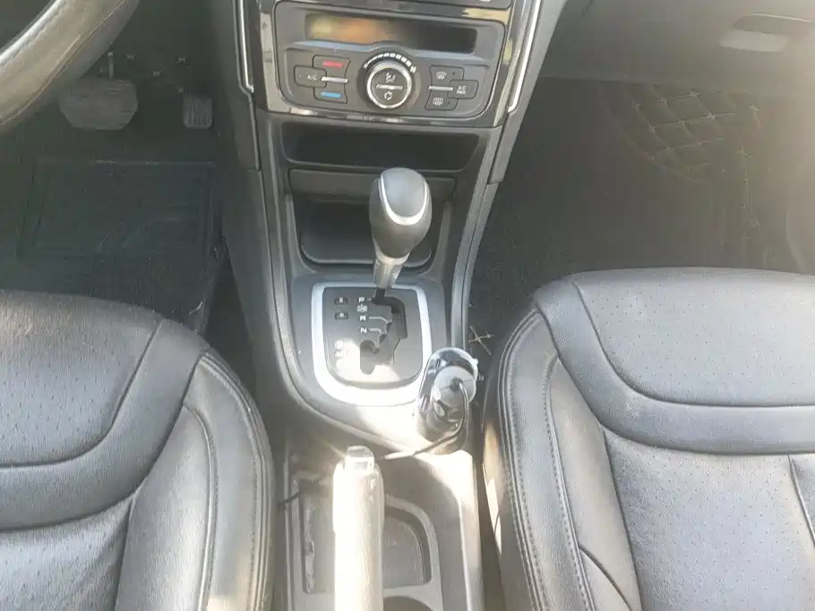 Peugeot 308 — миниатюра 16
