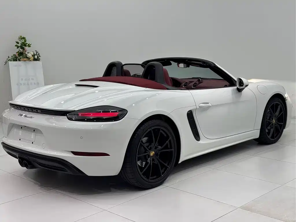 Porsche 718 2022 Boxster 2.0T