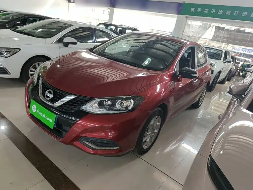 Nissan Tiida
