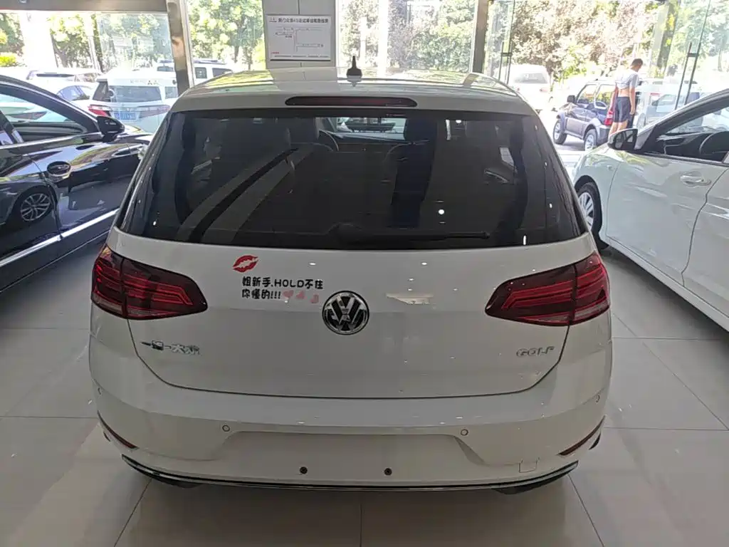 Volkswagen Golf — миниатюра 6