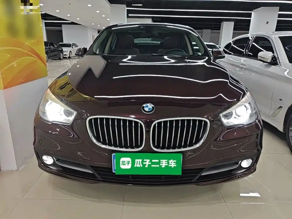 BMW 5 Series GT — миниатюра 3