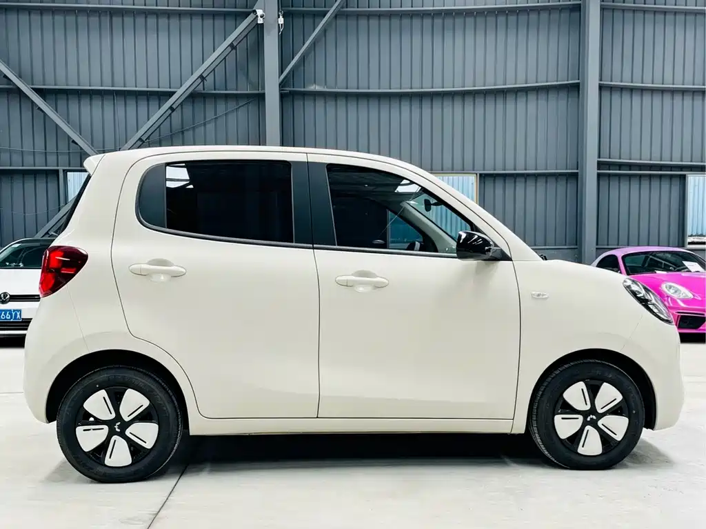 Wuling MINIEV — миниатюра 7