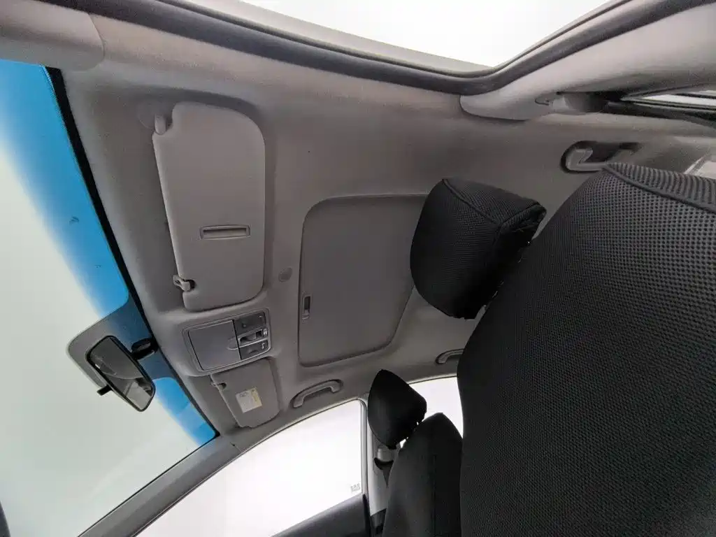 Hyundai Elantra Langdong — миниатюра 14
