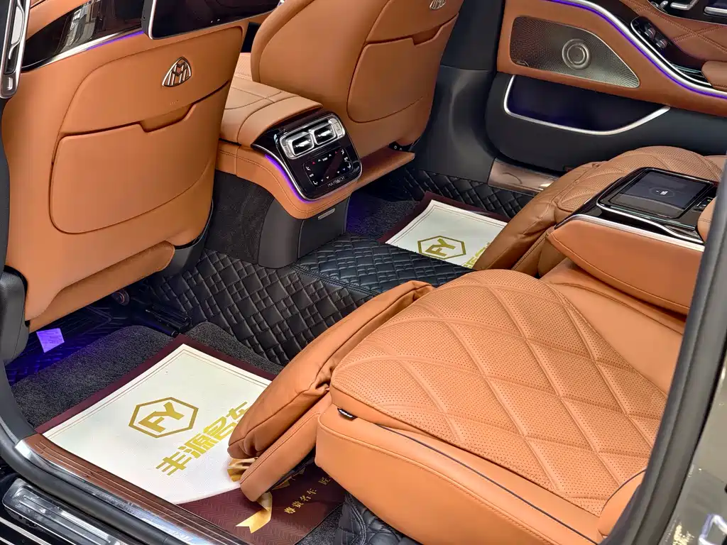 Mercedes-Benz S-Class — миниатюра 12