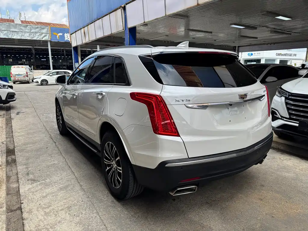 Cadillac XT5 — миниатюра 9