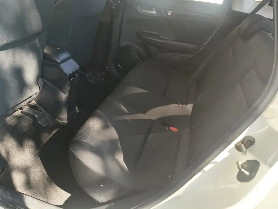 Honda Fit — миниатюра 11