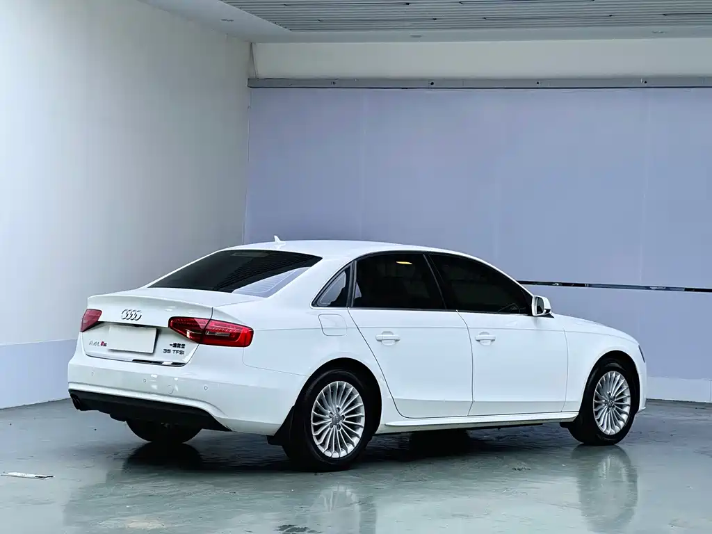 Audi A4L — миниатюра 6