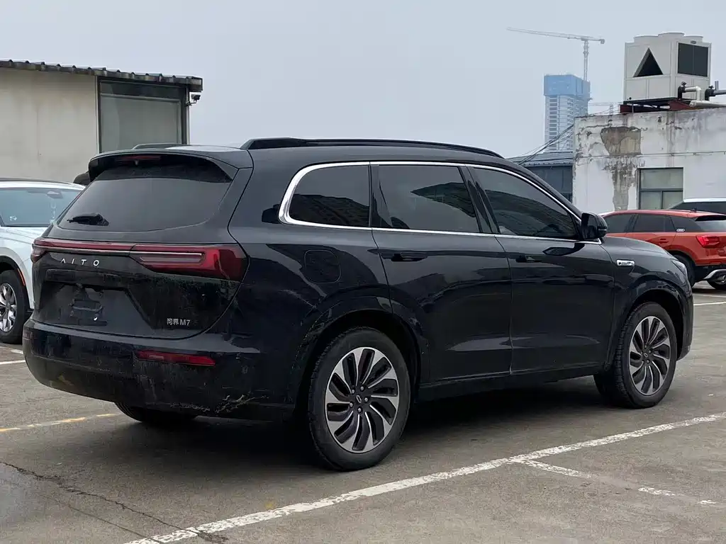 AITO ASK THE WORLD M7