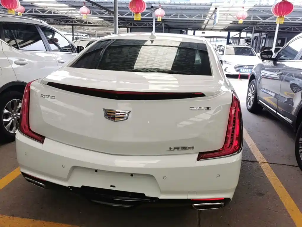 Cadillac XTS — миниатюра 6