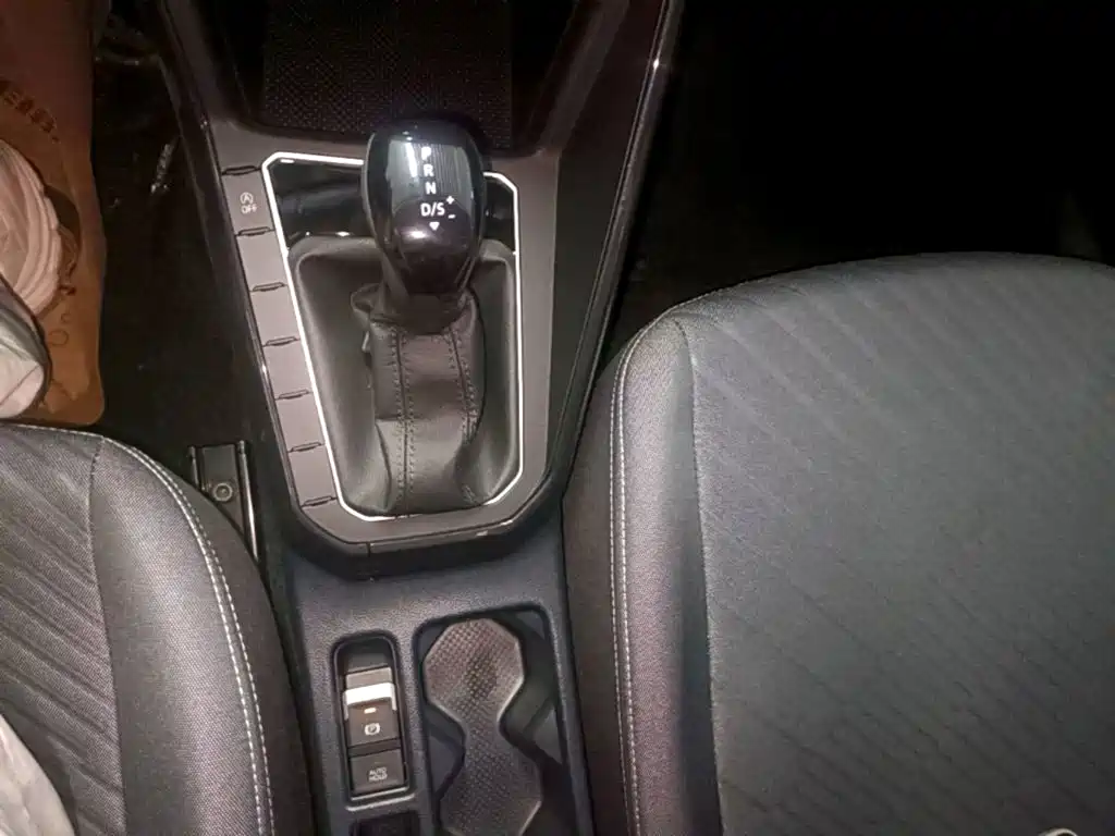 Volkswagen Lavida — миниатюра 14