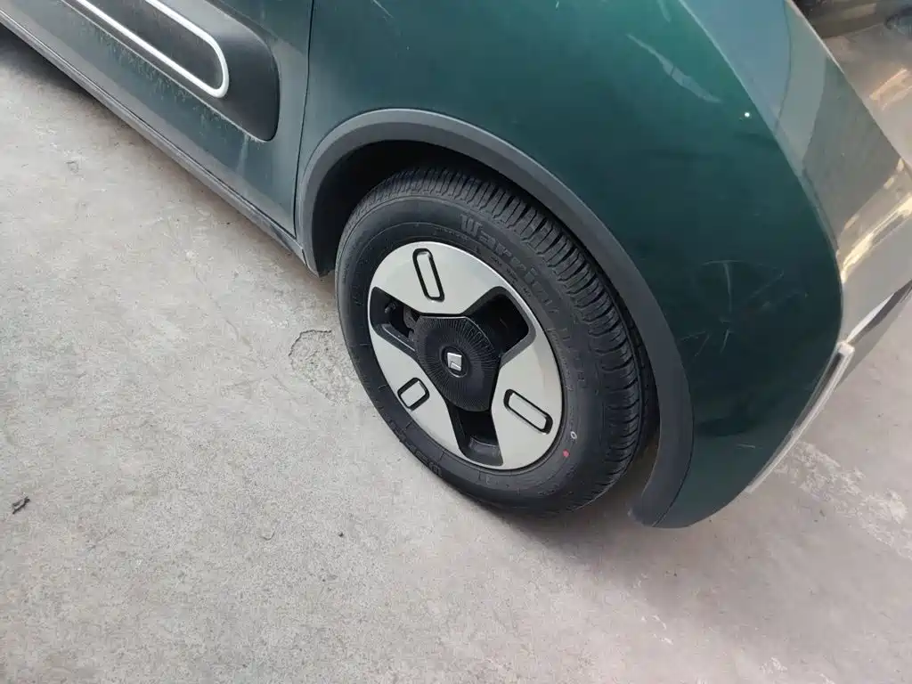 Baojun KiWi EV — миниатюра 25