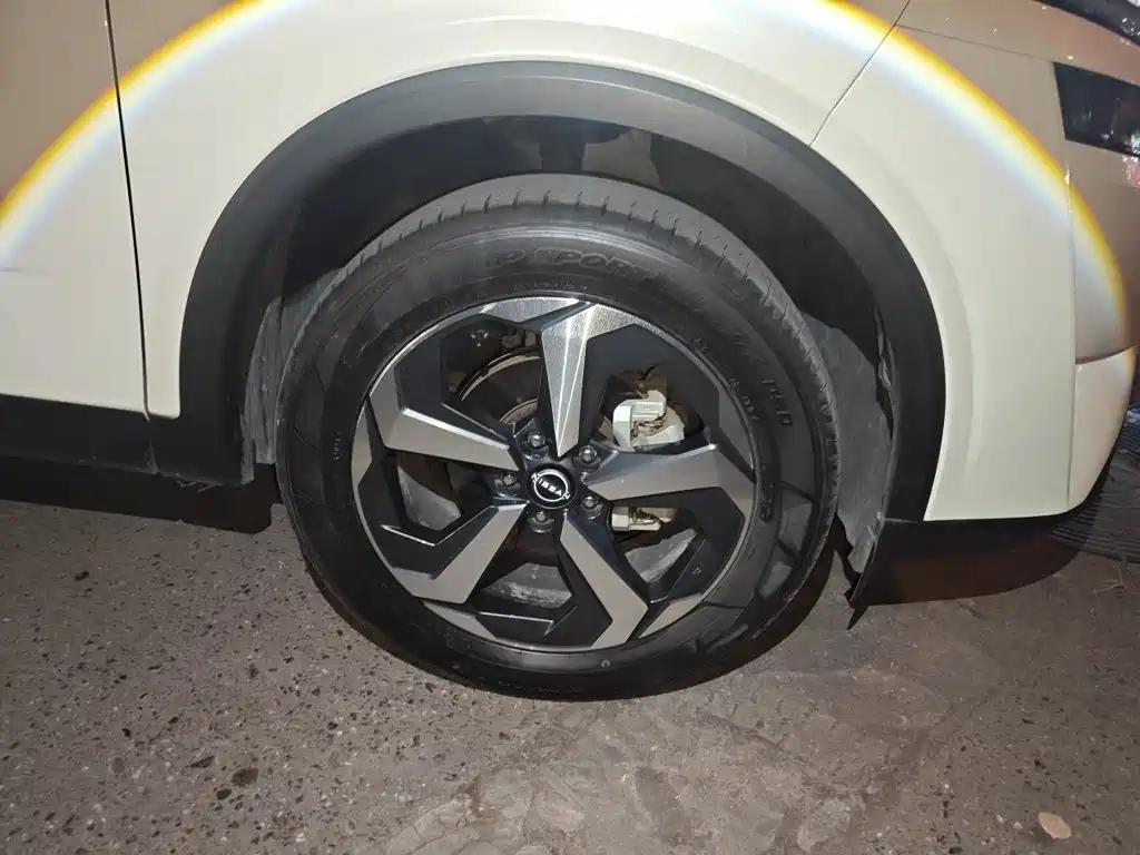 Nissan Qashqai — миниатюра 8