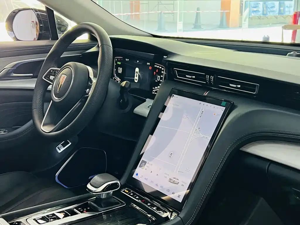 Hongqi Hongqi H5 — миниатюра 10