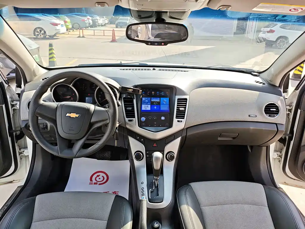 Chevrolet Cruze — миниатюра 10