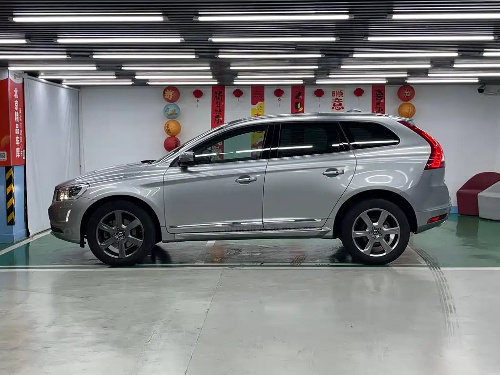 Volvo XC60 (Import) — миниатюра 4