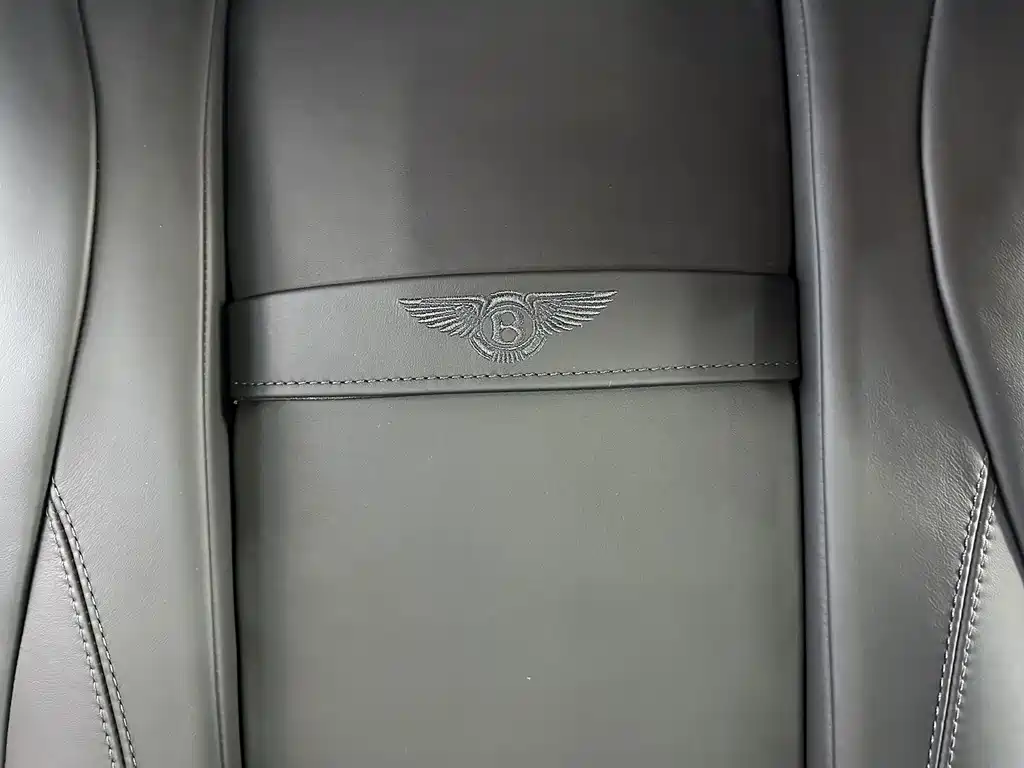 Bentley Flying Spur — миниатюра 5