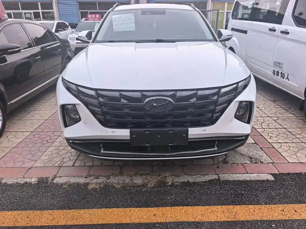 Hyundai Tucson — миниатюра 2