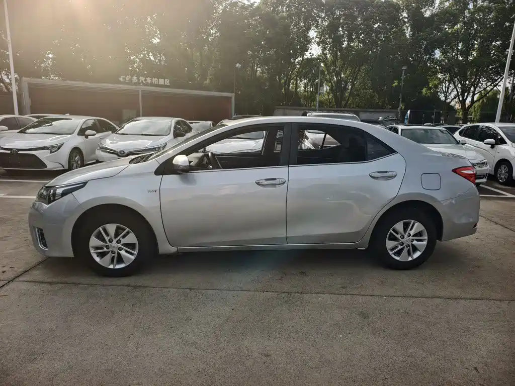 Toyota Corolla — миниатюра 4