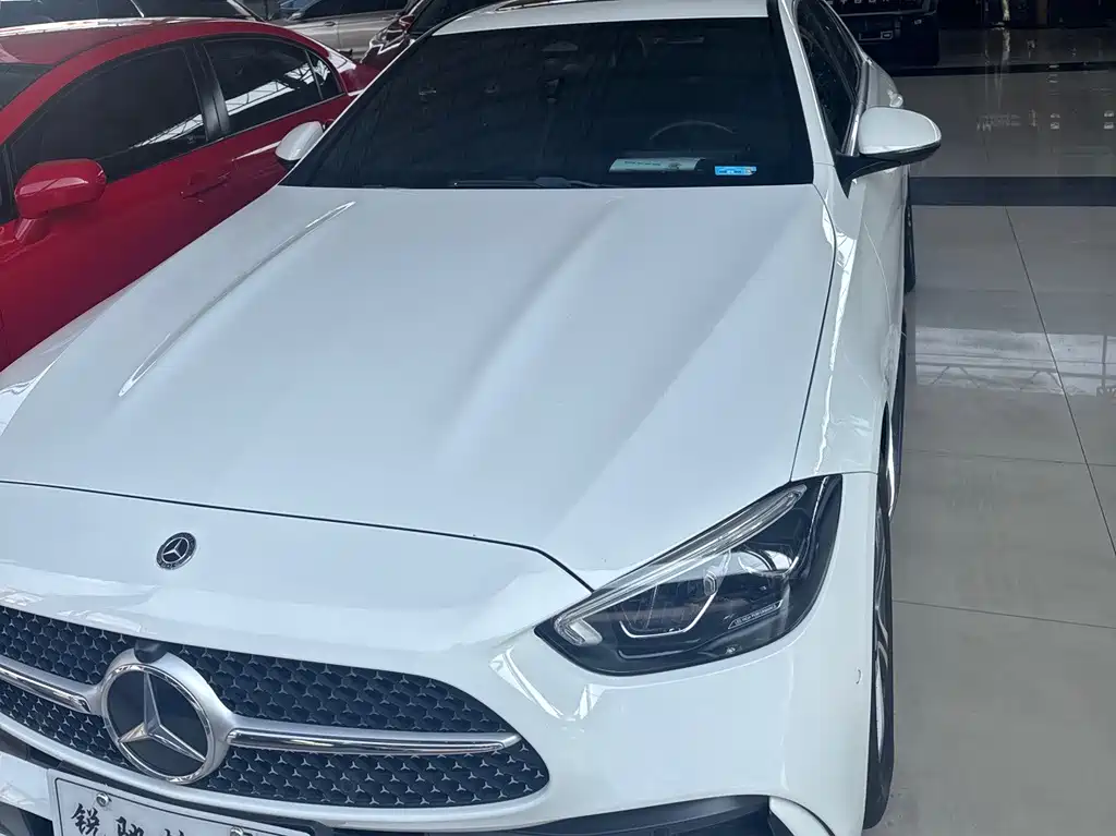 Mercedes-Benz C-Class — миниатюра 2