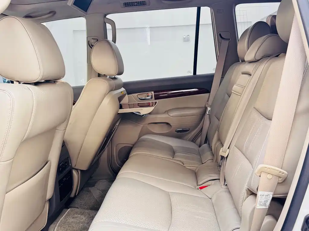 Toyota Prado — миниатюра 7